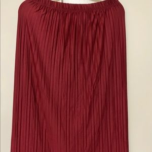 Red pleated midi Zara skirt